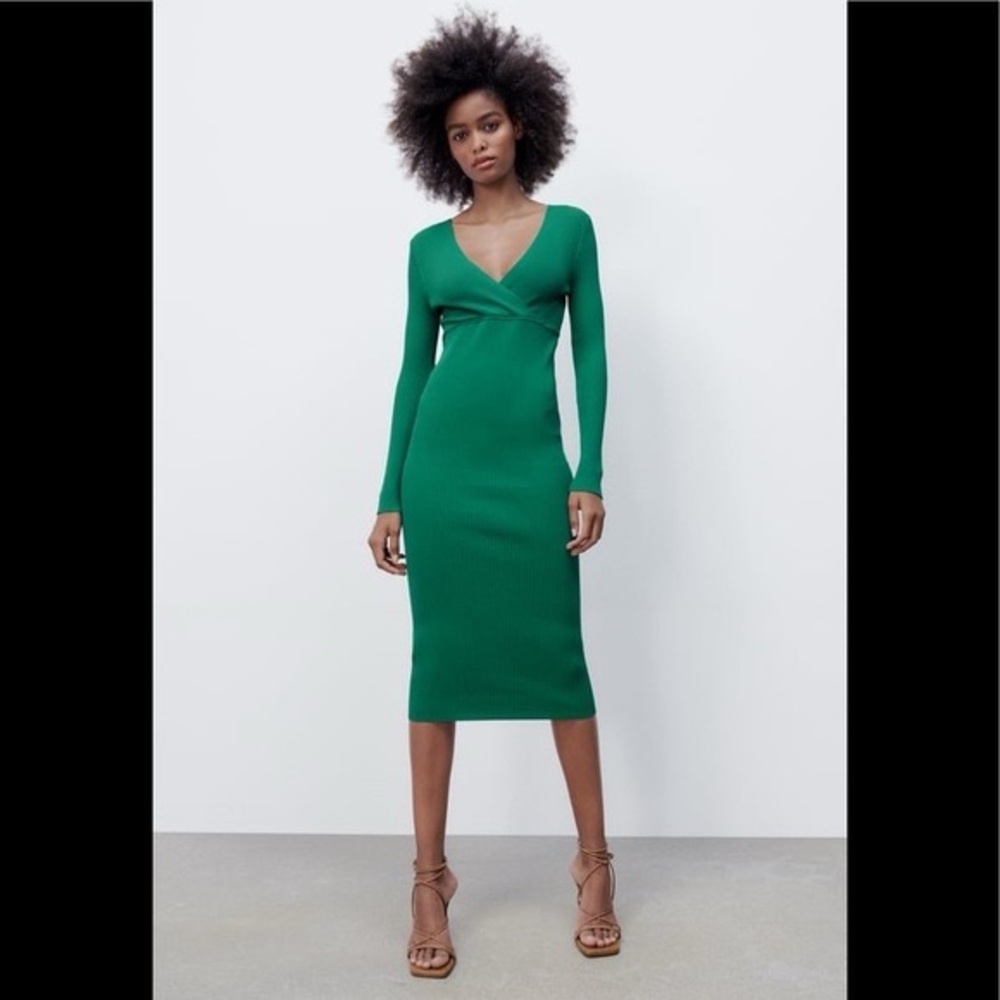 Zara Green Knit Ribbed Midi Dress Women’s Small V Neck Sweater Dress